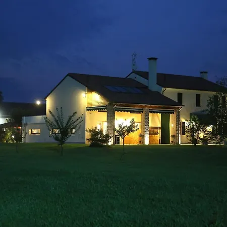 Azienda Agrituristica Ai Prai Bed & Breakfast
